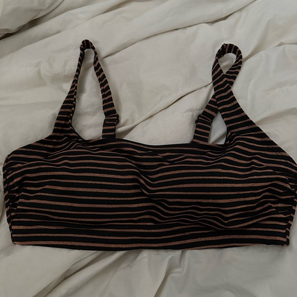 Xhilaration bikini top - Picture 1 of 3